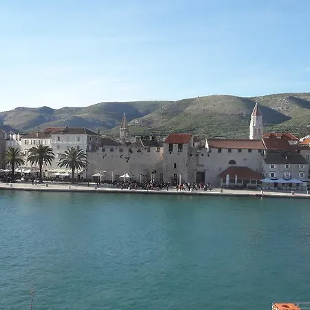 Tudor Trogir