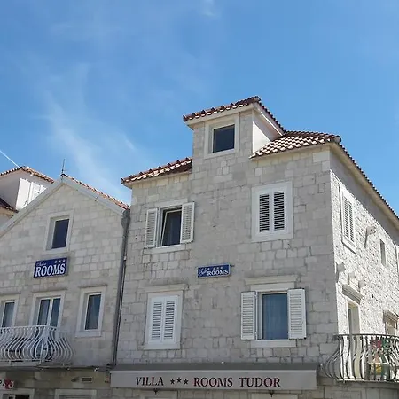 Guest house Tudor